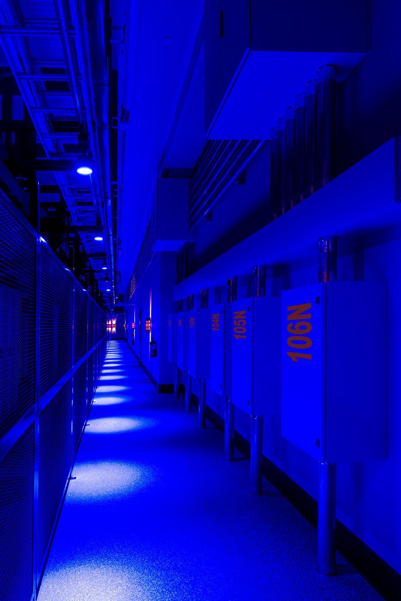 Data Center Operator MIL 01